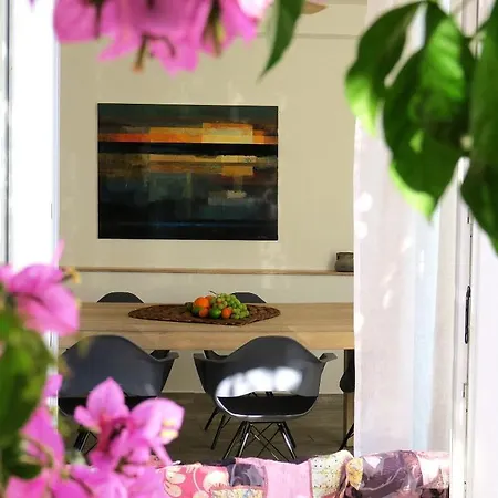 Art House Apartment