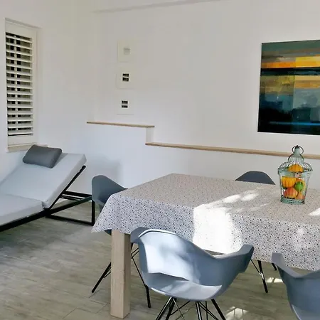 Art House Apartment